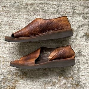 Vintage brown leather slip on shoes sandals peep toe shoes slippers